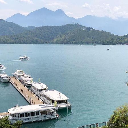 Sun Moon Lake Long Xing Homestay Yuchi Exterior foto
